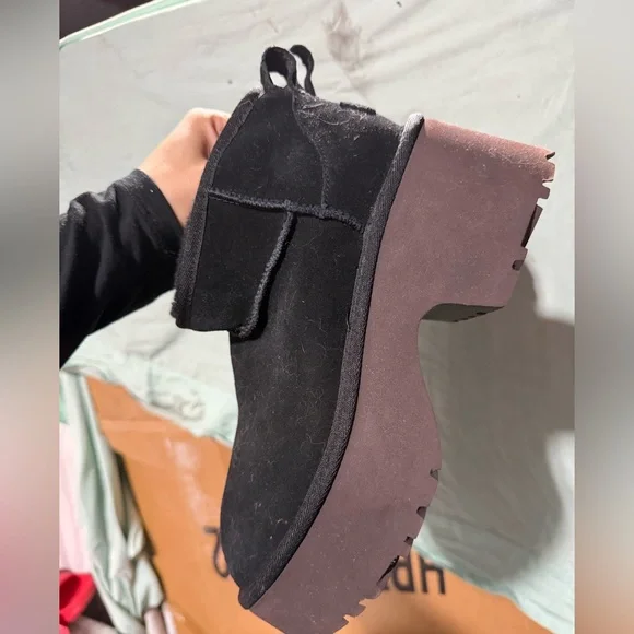 UGG Black Platform Classic Mini Boots | Shearling Lined | Chunky Sole | Women’s - Picture 3 of 7